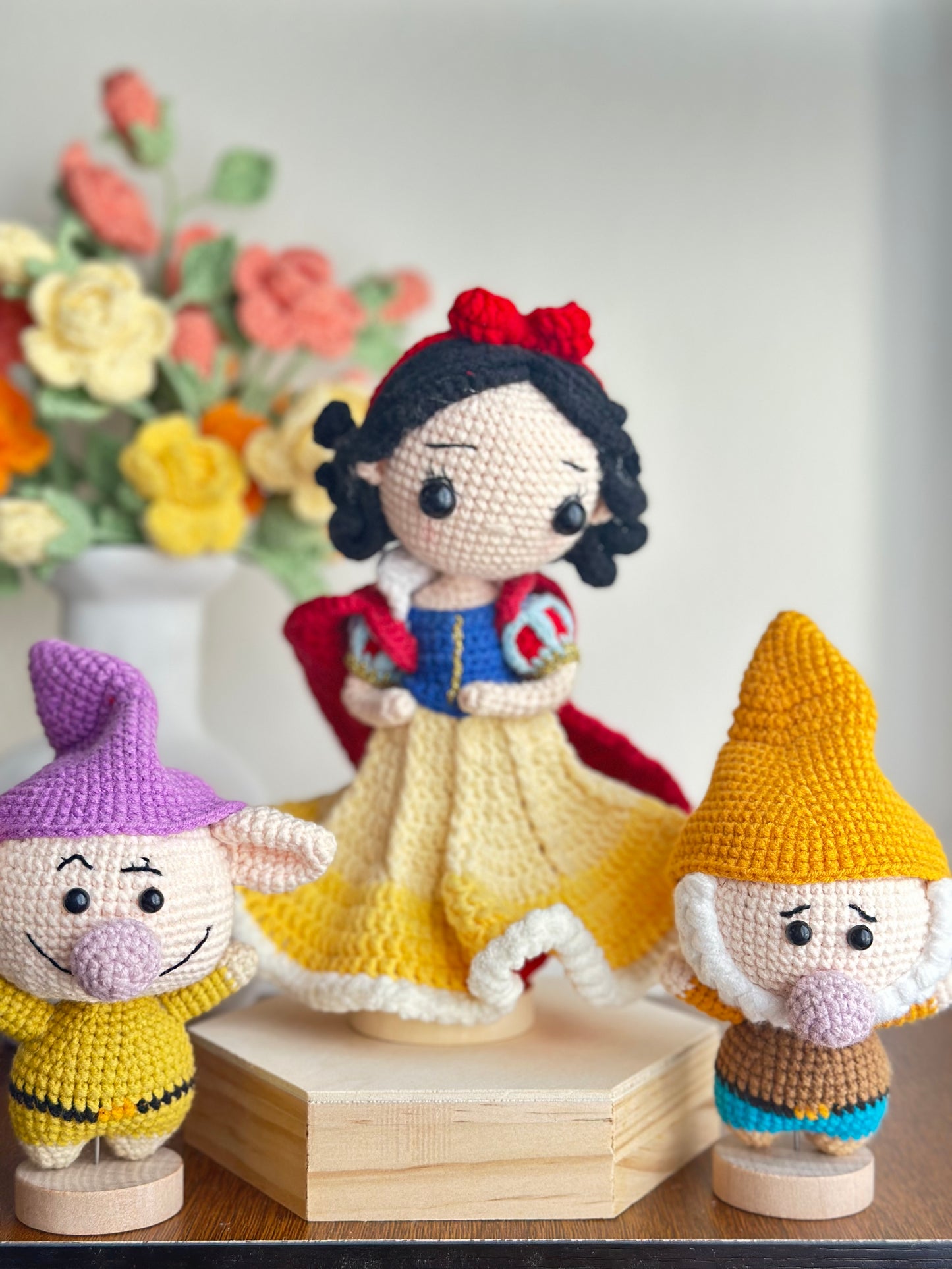 Handmade Crochet Snow White and Dwarfs Display Set