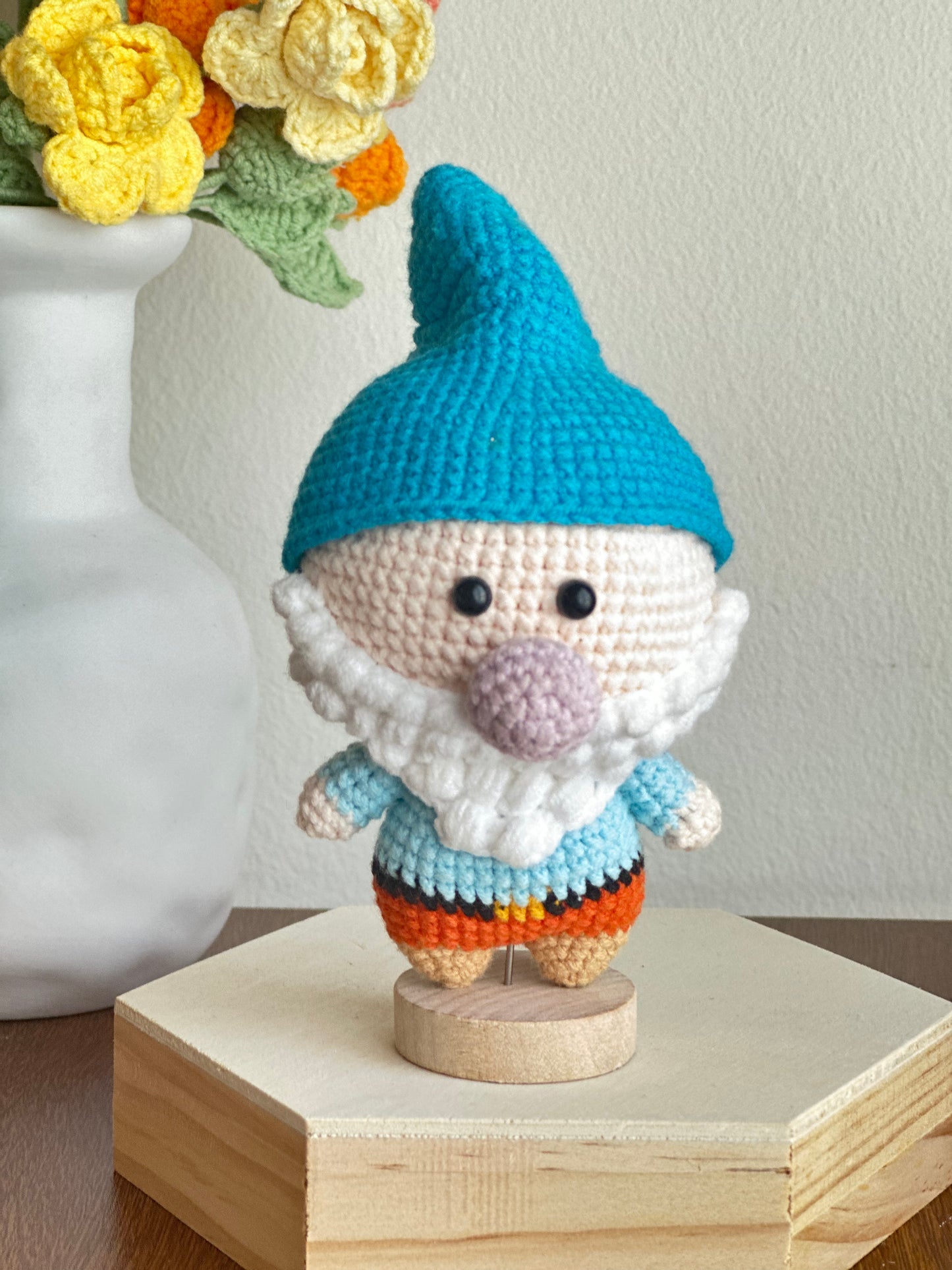 Handmade Crochet Snow White and Dwarfs Display Set